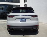 Used 2023 Porsche Cayenne Platinum Edition image 5