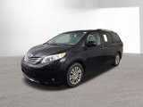 Used 2017 Toyota Sienna XLE image 2