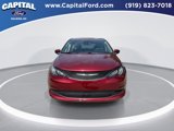 Used 2023 Chrysler Voyager LX image 3