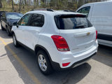 Used 2022 Chevrolet Trax LT w/ LT Convenience Package image 3