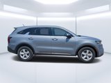 Used 2022 Kia Sorento LX image 2