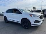 Used 2024 Ford Edge SE w/ Black Appearance Package image 4