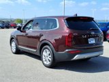 Used 2021 Kia Telluride LX image 4