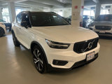 Used 2020 Volvo XC40 T5 R-Design image 2