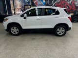 Used 2018 Chevrolet Trax LS image 2