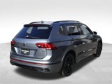 Used 2022 Volkswagen Tiguan SE R-Line image 5