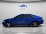 Used 2025 Hyundai Elantra SE image 2