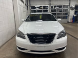 Used 2013 Chrysler 200 Limited image 5