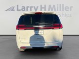 Used 2022 Chrysler Pacifica Limited image 4