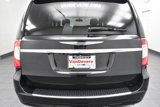 Used 2015 Chrysler Town & Country Touring w/ Driver Convenience Group image 6