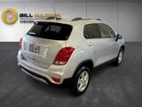 Used 2022 Chevrolet Trax LT w/ LT Convenience Package image 5