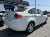 Used 2009 Ford Focus SE image 6