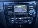 Used 2017 Nissan Rogue SV image 5