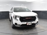 Used 2024 GMC Terrain SLE image 2