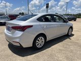 Used 2022 Hyundai Accent SE image 3