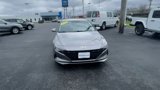 Used 2023 Hyundai Elantra SEL w/ Convenience Package image 3