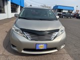 Used 2015 Toyota Sienna XLE image 3