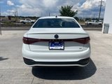 New 2025 Volkswagen Jetta SE image 4
