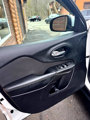 Used 2016 Jeep Cherokee Latitude w/ Comfort/Convenience Group image 6