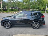 Used 2018 Nissan Rogue SL image 3