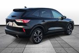 Used 2022 Ford Escape SE w/ SE Sport Appearance Package image 5