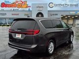 Certified 2023 Chrysler Pacifica Touring-L image 3