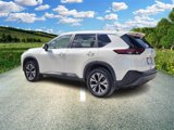 Used 2023 Nissan Rogue SV image 3