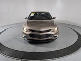Used 2018 Chevrolet Malibu LT image 2