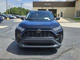 Used 2021 Toyota RAV4 LE image 2