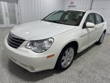 Used 2010 Chrysler Sebring Limited w/ Electronics Convenience Group image 5