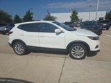 Used 2022 Nissan Rogue Sport S image 2