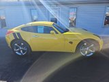 Used 2009 Pontiac Solstice Coupe w/ Premium Package image 2