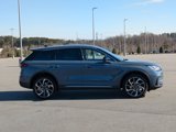 New 2025 Lincoln Corsair Reserve image 4