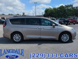 Used 2017 Chrysler Pacifica Touring-L image 4