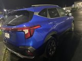 Used 2021 Kia Seltos EX image 3