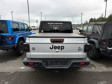 Used 2022 Jeep Gladiator Willys image 4