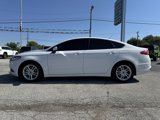 Used 2018 Ford Fusion SE image 2
