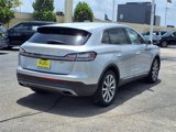 Used 2019 Lincoln Nautilus Select image 2
