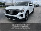 Used 2024 Volkswagen Atlas SEL image 2