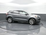 Used 2022 Ford Edge Titanium image 3