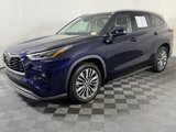 Used 2020 Toyota Highlander Platinum image 2
