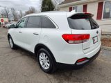 Used 2018 Kia Sorento LX image 2