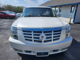 Used 2012 Cadillac Escalade Luxury image 2