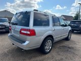 Used 2014 Lincoln Navigator 2WD image 5