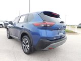 Used 2023 Nissan Rogue SV image 3