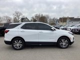 Used 2022 Chevrolet Equinox LT image 2