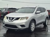 Used 2015 Nissan Rogue S image 2
