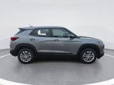 Used 2023 Chevrolet TrailBlazer LS image 2