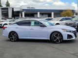 Used 2023 Nissan Altima 2.5 SR image 3