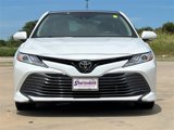 Used 2019 Toyota Camry XLE image 2